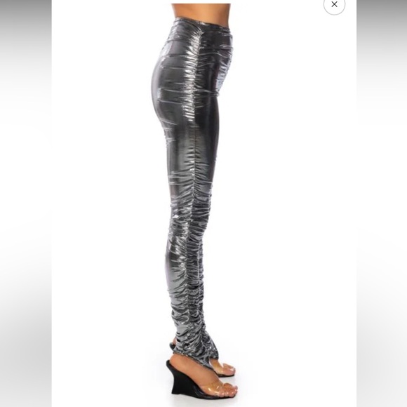 COPY - Cosmos Metallic Ruched Legging in Black NWT - Picture 6 of 8